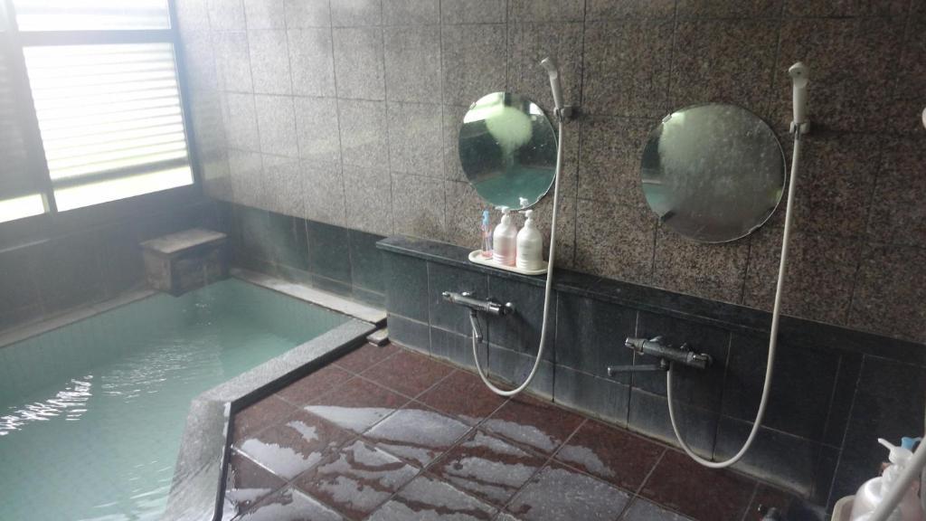 Matsunoi Ryokan Kuszacu Kültér fotó